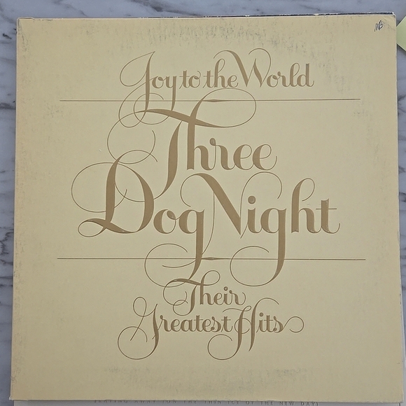 Three Dog Night- Joy to the World- Their Greatest Hits 1974 - Picture 1 of 10